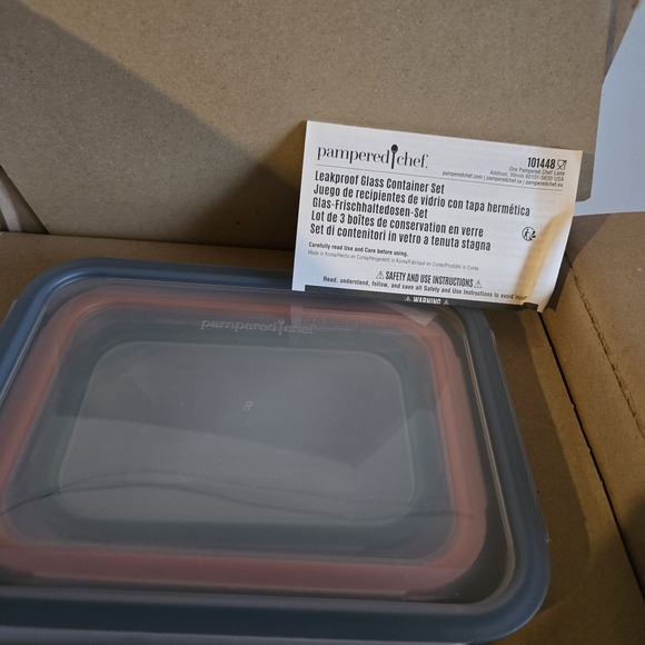 Pampered Chef LEAKPROOF Storage Containers Glass Stackable Nesting - Picture 4 of 5